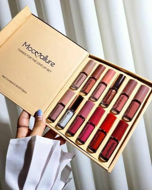 Glossy Finish Lip Gloss &amp; Lipstick Pack of 12