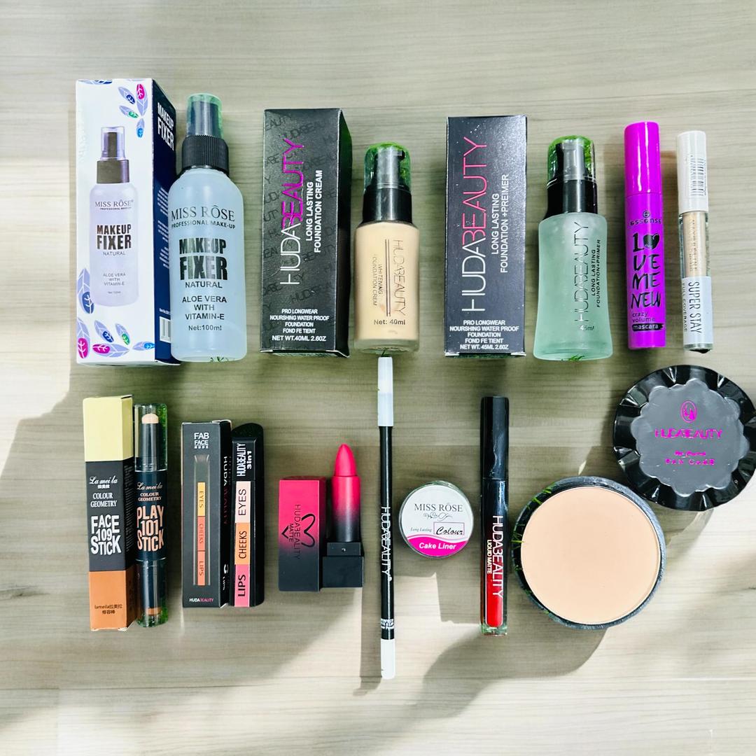 12 in 1 Makeup Deal - C